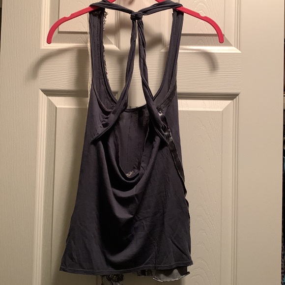 Flounce - Picture 3 of 5